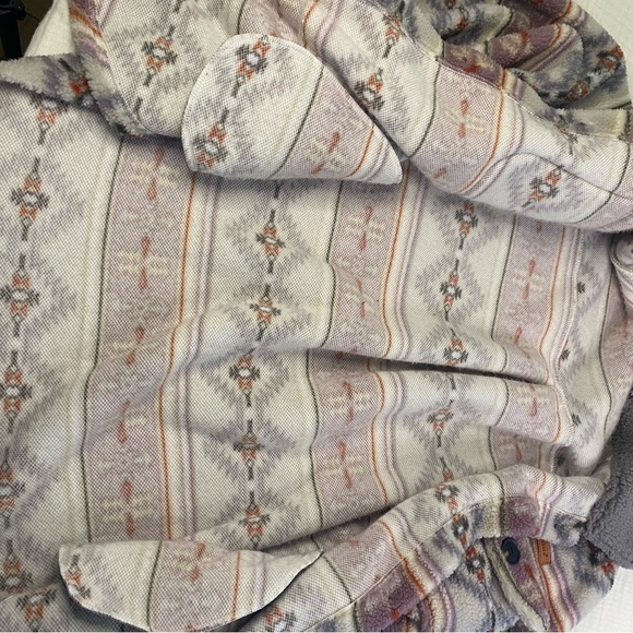 Simply Southern Aztec Gray Sweatshirt Shacket Jacket Sherpa Fleece Medium - Picture 15 of 16